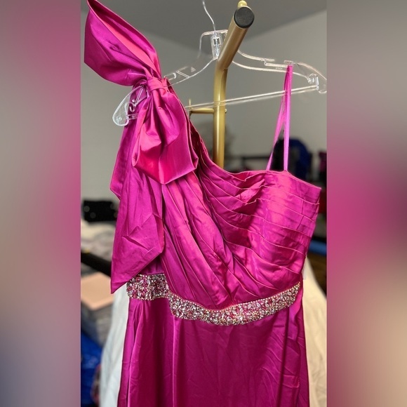 Mac Duggal 49576 High Slit One Shoulder Dress - Picture 6 of 13